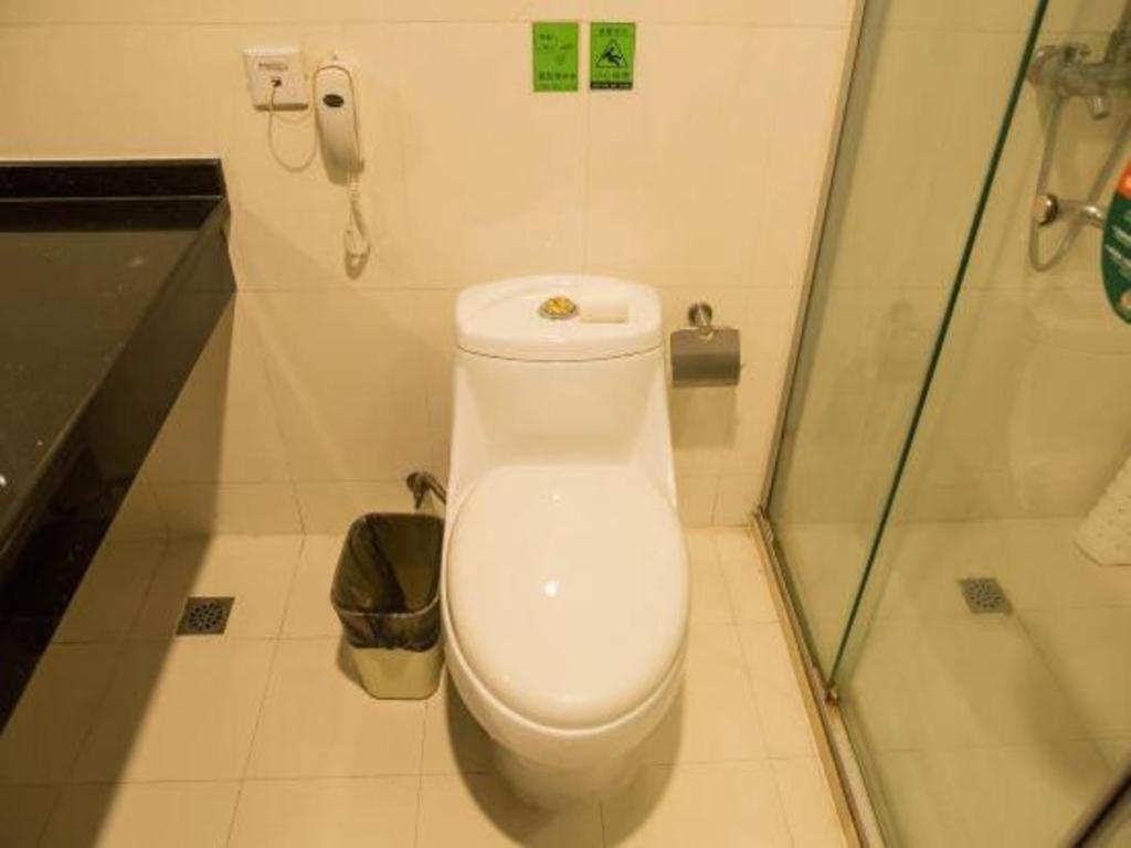 Shell Yangpu District Shuangyang Road